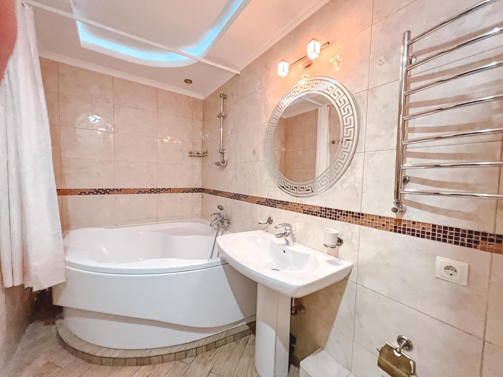 Apartments On Pechersk Kiev Dış mekan fotoğraf